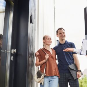 Lee más sobre el artículo Descubre las ventajas de confiar en los expertos: nuestros agentes inmobiliarios